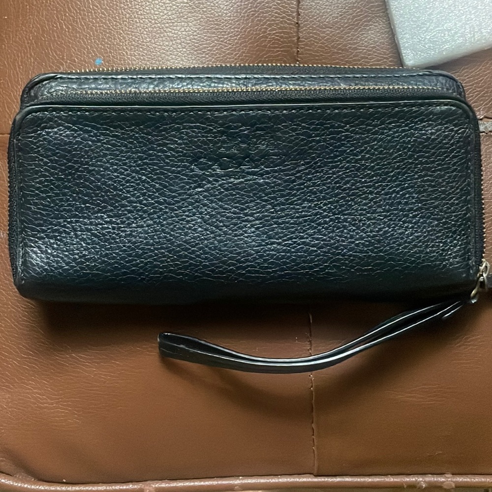 Woman’s Coach wallet